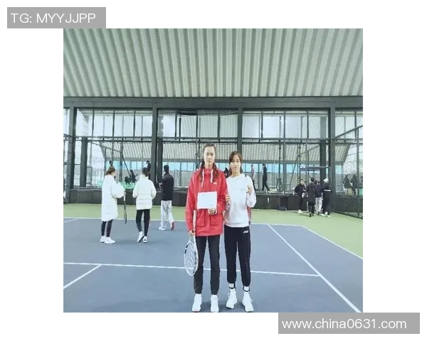 西安网球队的灵活性揭秘：如何在赛场上展现卓越技巧与团队协作